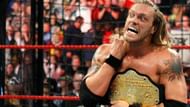 Edge attacked Kofi Kingston to enter the 2009 Elimination Chamber match